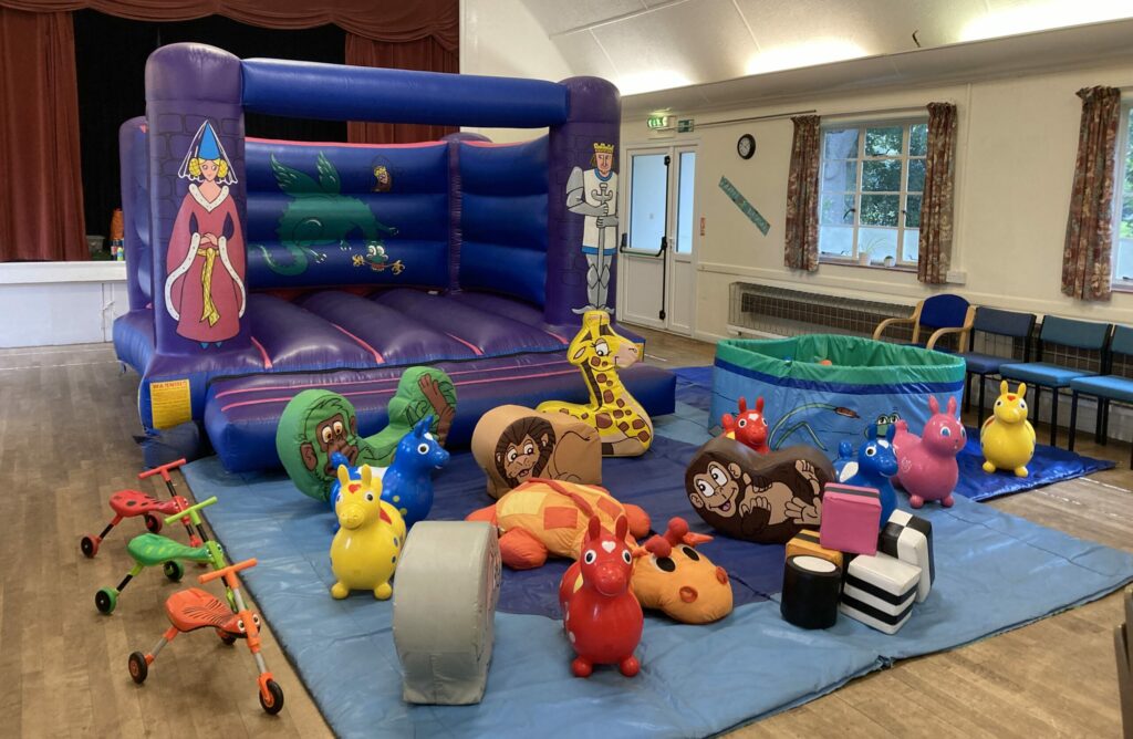 bouncy castle and soft play hire in Netley Abbey Southampton